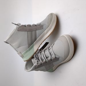 Sorel waterproof out n about mid sneaker